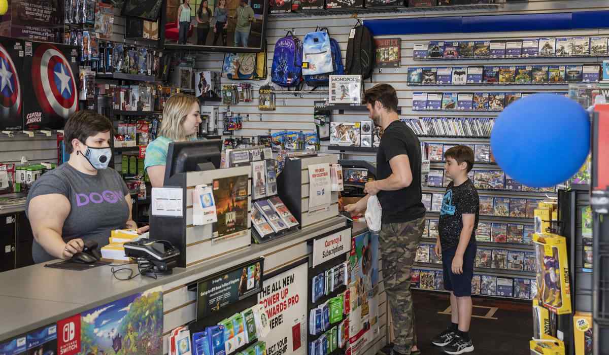 gamestop evolve inside of store